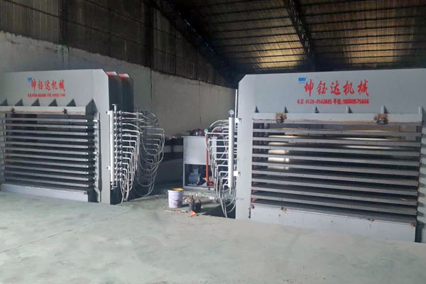 生態(tài)板廠家的坤鈺達(dá)機(jī)械 生態(tài)板廠家的坤鈺達(dá)機(jī)械